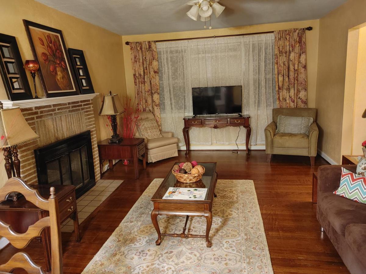 The Kind House Hosting, Low Monthly Rates, Traveling Nurses, Fletc, & Travelers! Brunswick Extérieur photo